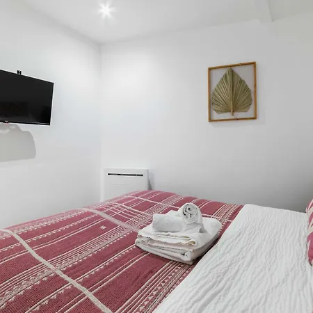 2 Pieces Equipe Proche Montmartre - 18 - 4p